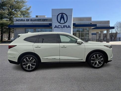 Used 2024 Acura MDX SH-AWD w/ Technology Package image 7