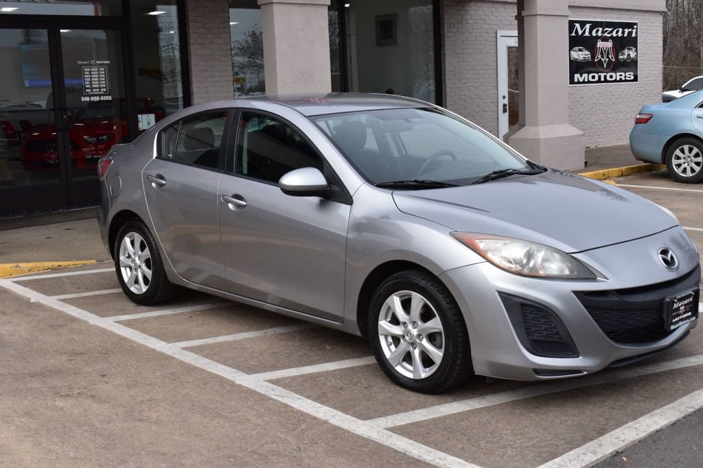Used 2011 MAZDA MAZDA3 i Touring FWD image 9
