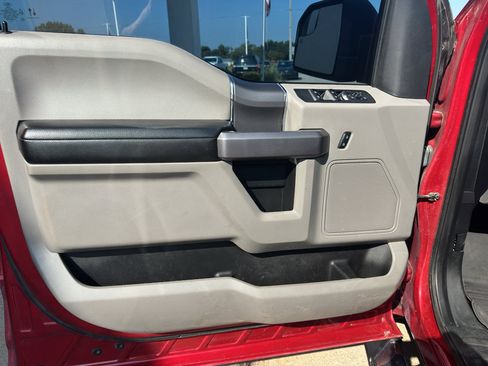 Used 2020 Ford F150 XLT w/ Equipment Group 302A Luxury AWD/4WD image 8