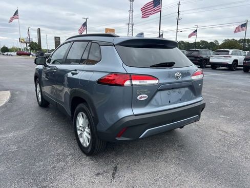 Used 2023 Toyota Corolla Cross LE w/ Moonroof Package FWD image 20