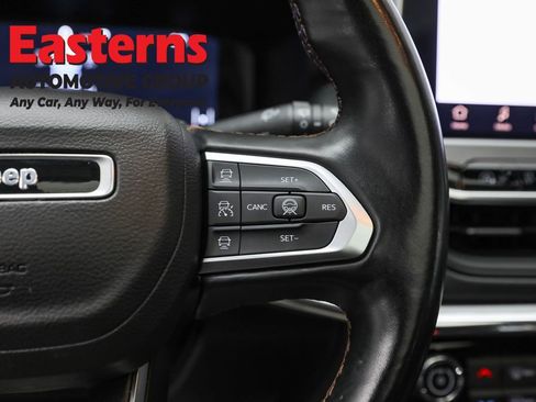 Used 2022 Jeep Compass Limited w/ (RED) Package AWD/4WD image 16