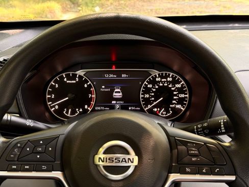 Used 2019 Nissan Altima 2.5 S AWD/4WD image 33