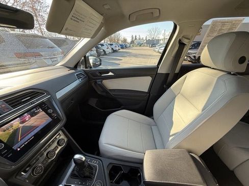 Certified 2021 Volkswagen Tiguan SEL image 27