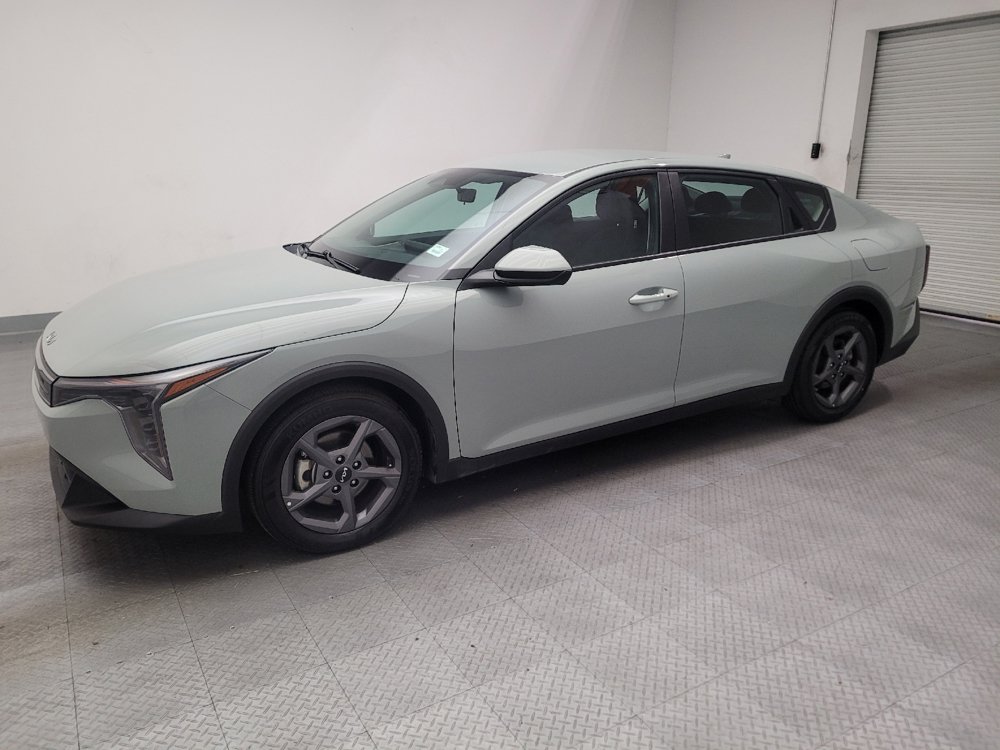 Used 2025 Kia K4 FWD image 2