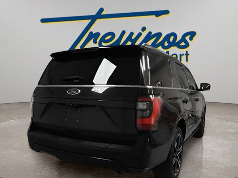 Used 2021 Ford Expedition Limited RWD image 3
