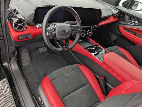 Used 2024 Chevrolet Blazer EV RS image 2