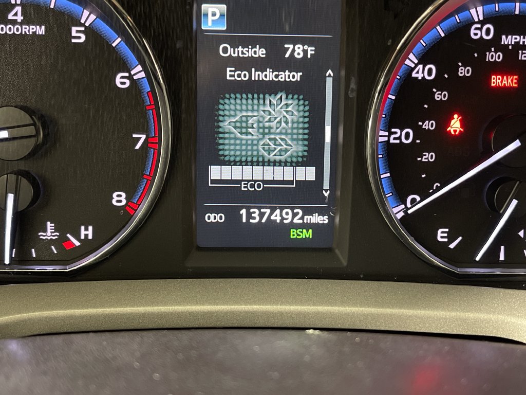 Used 2016 Toyota RAV4 Limited w/ Advanced Technology Package AWD/4WD image 19