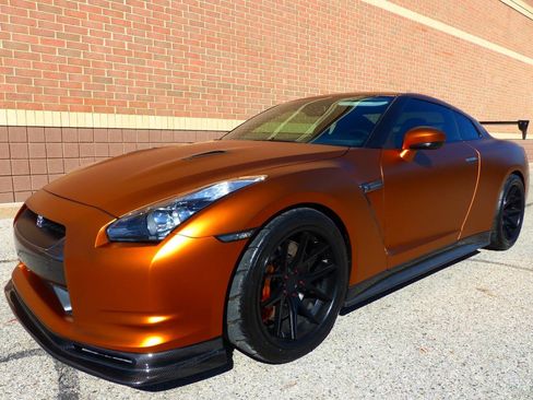 Used 2010 Nissan GT-R Premium image 8