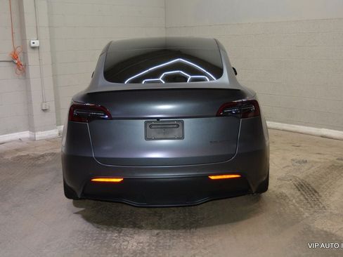 Used 2022 Tesla Model Y Performance AWD/4WD image 25