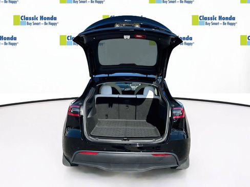 Used 2020 Tesla Model Y Long Range AWD/4WD image 31