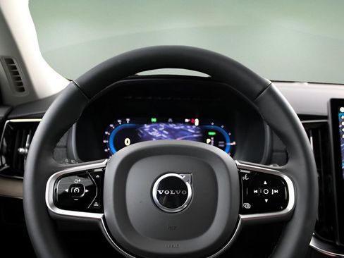 New 2025 Volvo XC90 T8 Core w/ Protection Package AWD/4WD image 2