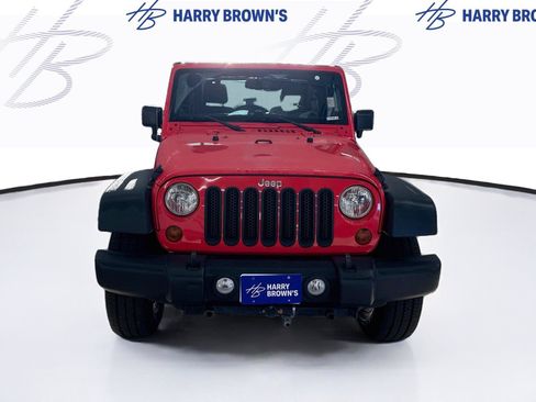 Used 2013 Jeep Wrangler Sport AWD/4WD image 6