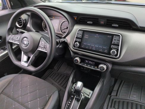 Used 2019 Nissan Kicks SV FWD image 33