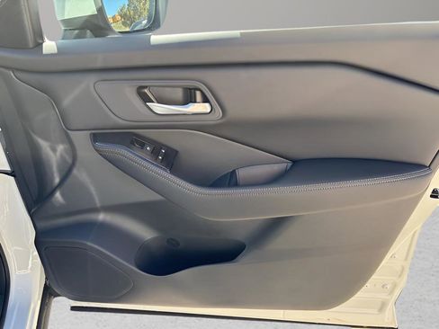 New 2026 Nissan Rogue SV AWD/4WD image 28
