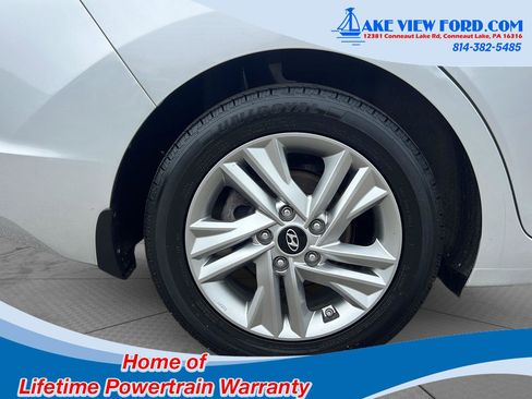 Used 2020 Hyundai Elantra SEL w/ Cargo Package (C1) FWD image 4