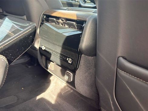 Used 2023 Jeep Grand Wagoneer 4WD image 26