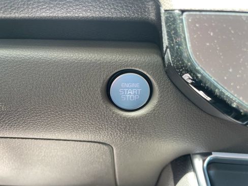 New 2026 Kia Carnival EX FWD image 23