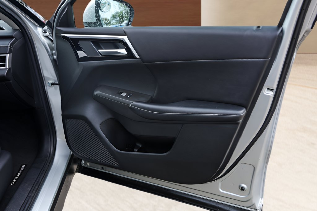 Used 2022 Mitsubishi Outlander SE AWD/4WD image 27