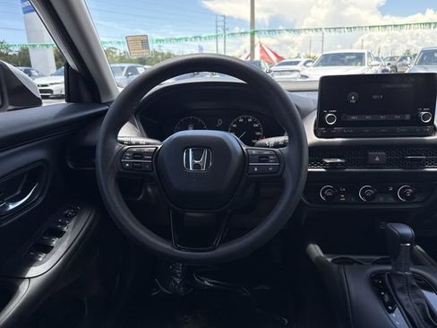 Certified 2025 Honda HR-V LX image 20