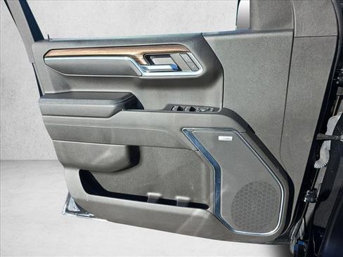 Used 2023 Chevrolet Silverado 1500 LT Trail Boss w/ Convenience Package II image 25