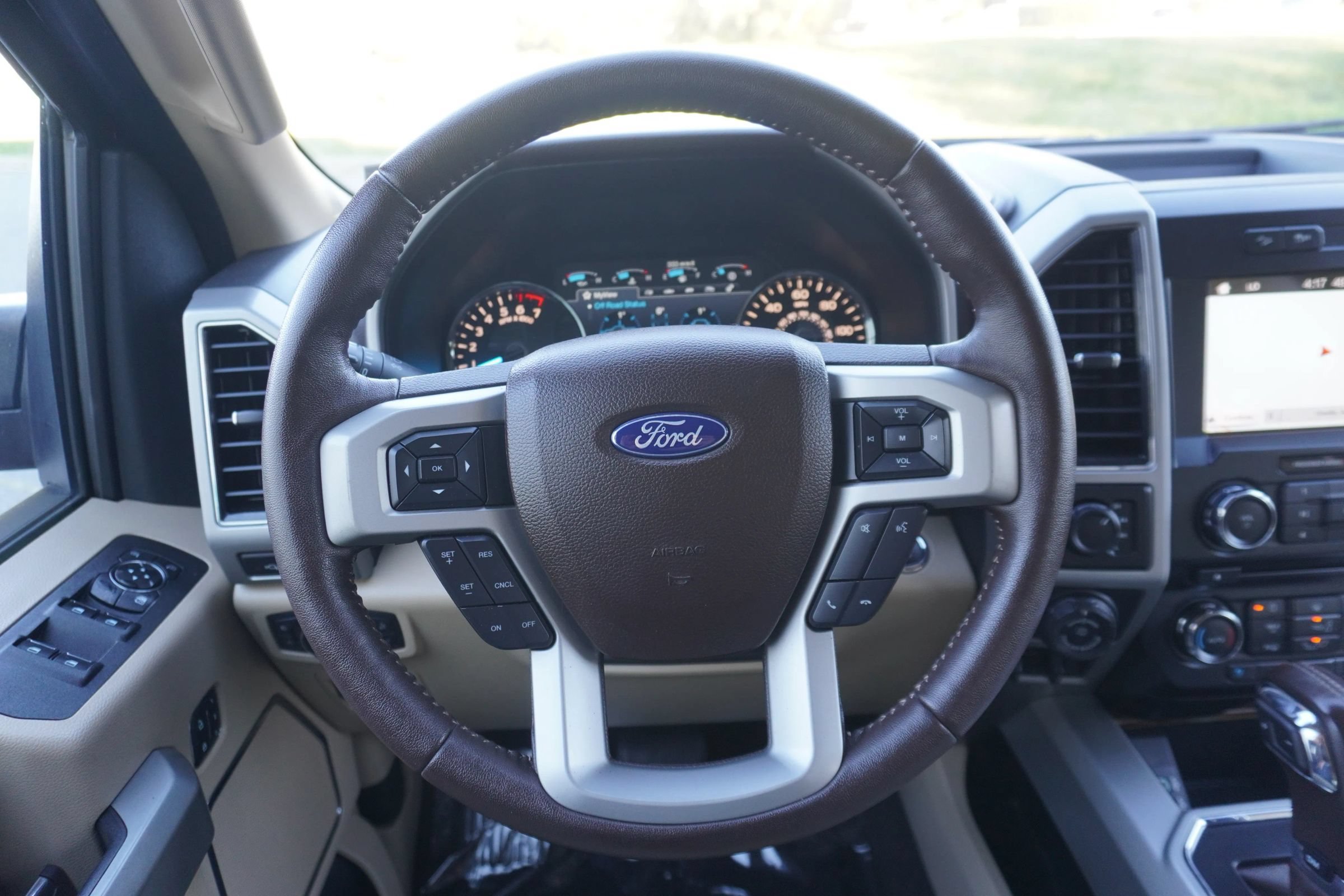 Used 2018 Ford F150 Lariat AWD/4WD image 17