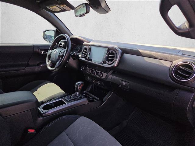 Used 2020 Toyota Tacoma TRD Off-Road w/ Technology Package RWD image 18