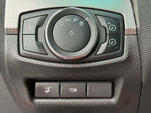 Used 2013 Ford Explorer Sport AWD/4WD image 38