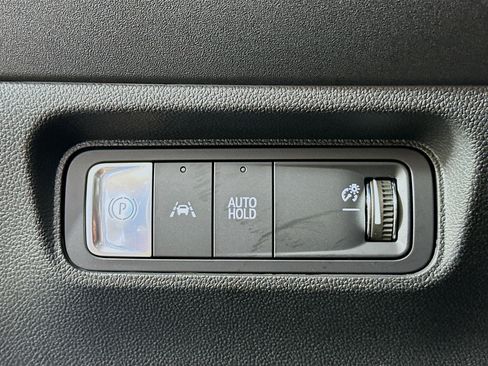 Used 2024 Honda Prologue EX image 17