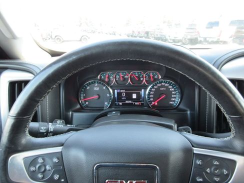 Used 2018 GMC Sierra 1500 SLT AWD/4WD image 33