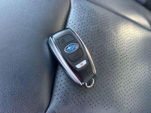 Used 2019 Subaru Crosstrek 2.0i Limited w/ Moonroof Package w/Navigation AWD/4WD image 36