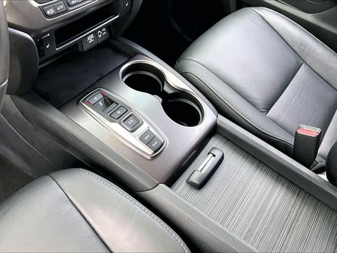 Used 2022 Honda Pilot EX-L image 16