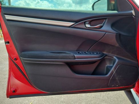 Used 2019 Honda Civic Sport image 15