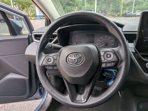 Used 2024 Toyota Corolla LE FWD image 15