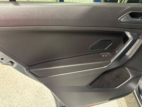 Used 2021 Volkswagen Tiguan SE R-Line FWD image 14
