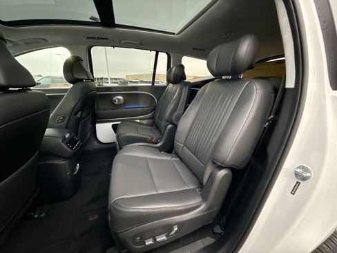 New 2026 Hyundai Ioniq 9 Calligraphy image 25