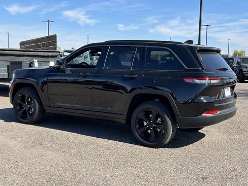 New 2026 Jeep Grand Cherokee Limited image 3