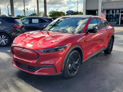 Used 2024 Ford Mustang Mach-E Select w/ Comfort Package Lite image 3