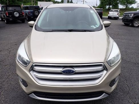 Used 2017 Ford Escape SE AWD/4WD image 9