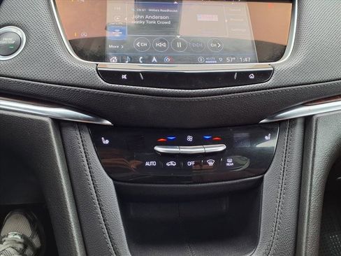 Certified 2022 Cadillac XT5 Premium Luxury image 18