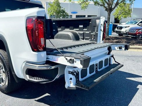 Used 2025 GMC Sierra 1500 SLT RWD image 4