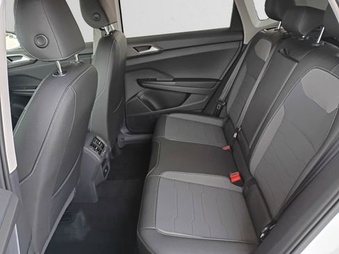 New 2025 Volkswagen Taos SE image 13