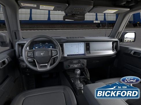 New 2026 Ford Bronco Badlands image 9