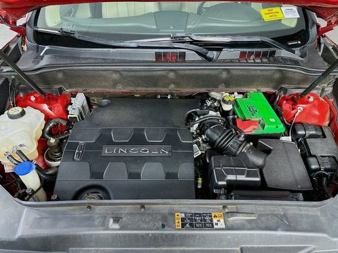 Used 2016 Lincoln MKX Reserve FWD image 33