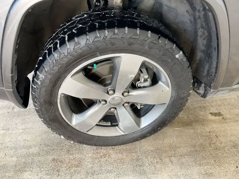 Used 2015 Jeep Grand Cherokee Overland image 10