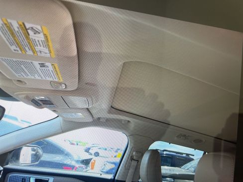 Used 2020 Ford Explorer Limited RWD image 11