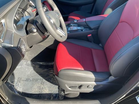 Used 2025 INFINITI QX50 Sport image 13