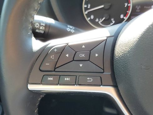 Certified 2020 Nissan Sentra SV FWD image 20