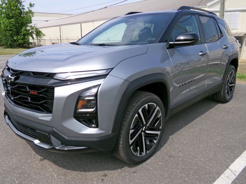 New 2026 Chevrolet Equinox RS FWD image 1