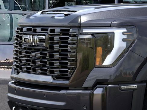 New 2025 GMC Sierra 2500 Denali Ultimate w/ Max Trailering Package image 13