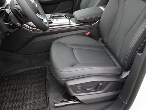 New 2026 Audi Q8 Premium Plus image 23